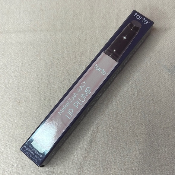 Tarte Maracuja Juicy Lip Plumping Gloss: Color:Honeysuckle (black cherry)-NIB - Picture 1 of 11